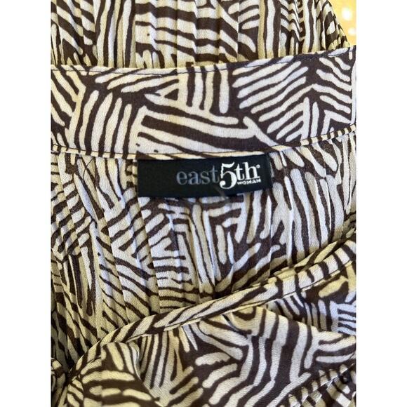 East 5th Brown And Beige Button Up Blouse - Picture 5 of 5
